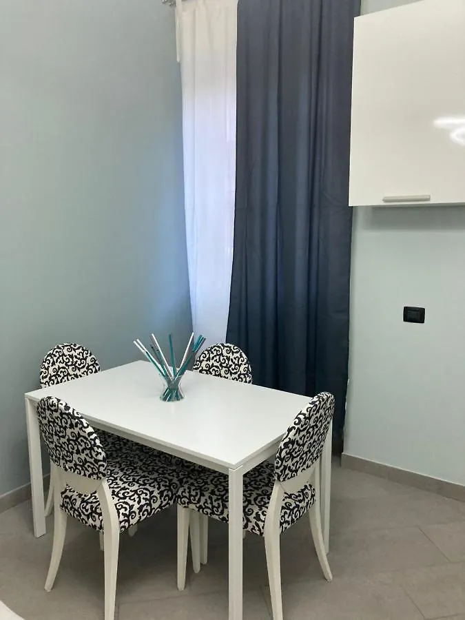 Frada 2 Apartment Milan